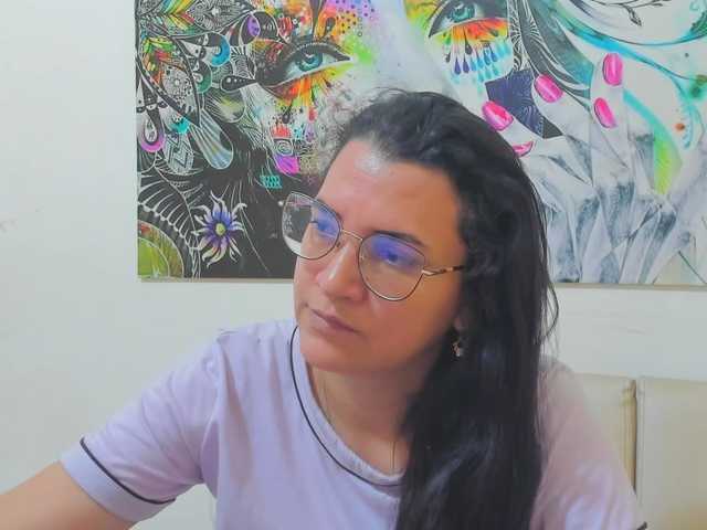 MARILYNG's BongaCams show and profile