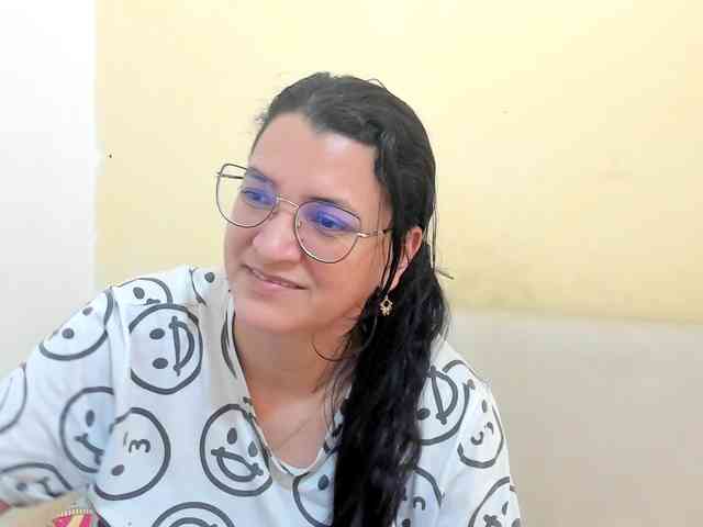 MARILYNG Live Webcam on BongaCams