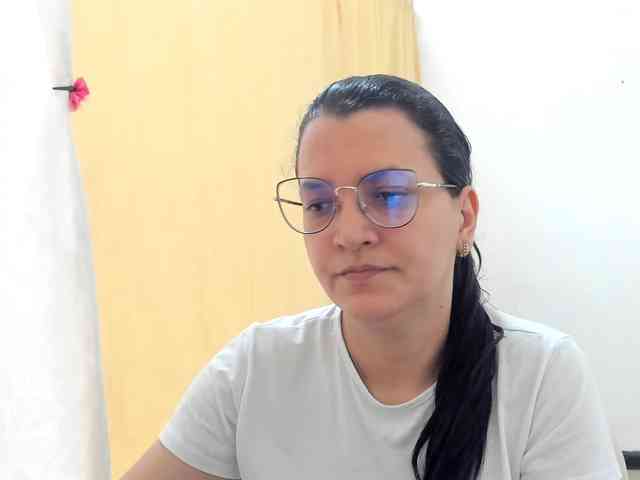 MARILYNG bongacams