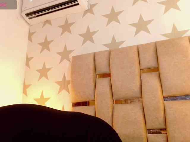 SabrinaSlutty Live Webcam on BongaCams