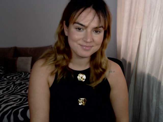 RianaCrystal's BongaCams show and profile