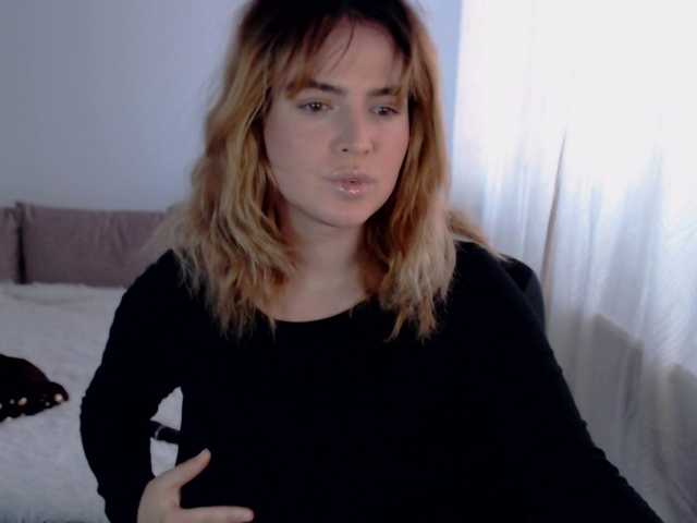 RianaCrystal's BongaCams show and profile