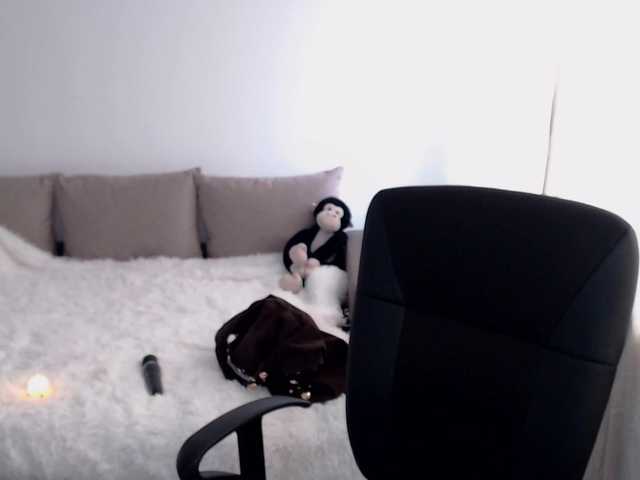 RianaCrystal Live Cam on BongaCams