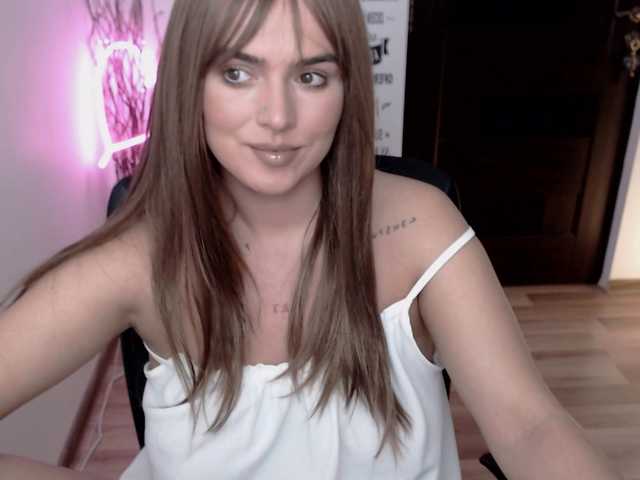RianaCrystal's BongaCams show and profile
