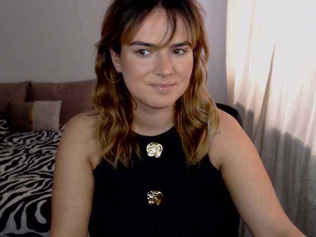RianaCrystal's BongaCams show and profile