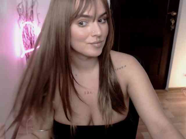 RianaCrystal webcam