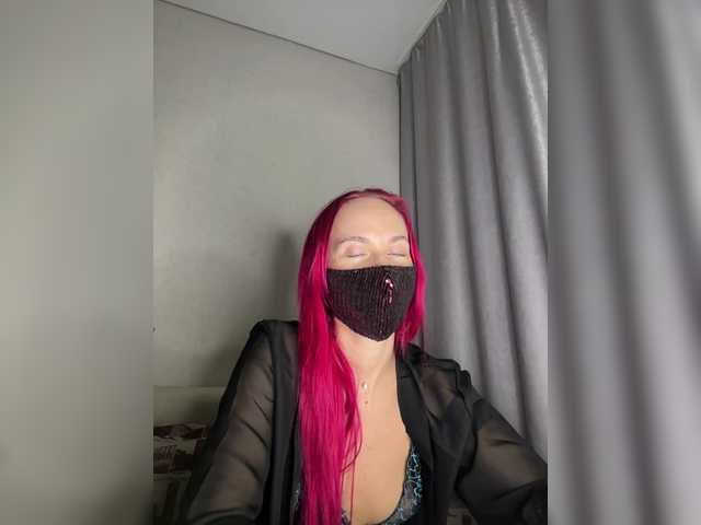 RedHair13's BongaCams show and profile