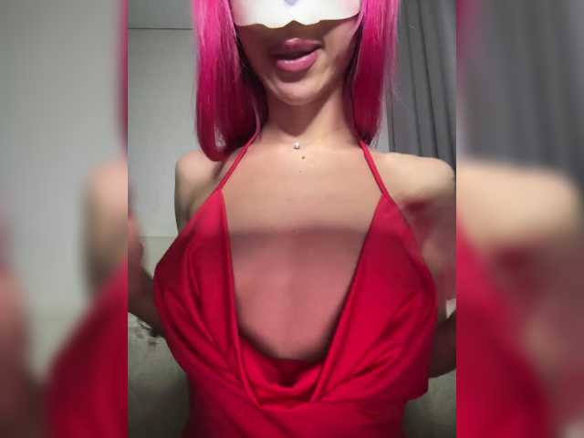 RedHair13's BongaCams show and profile