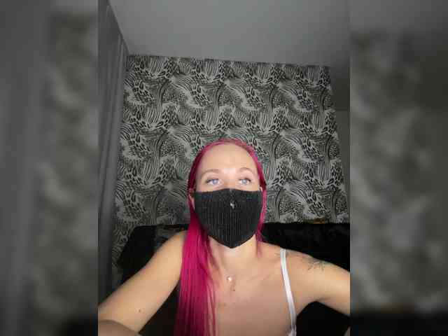 RedHair13 Live Webcam on BongaCams