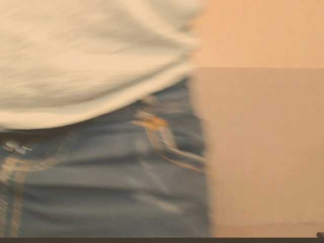 Bonniee's BongaCams show and profile