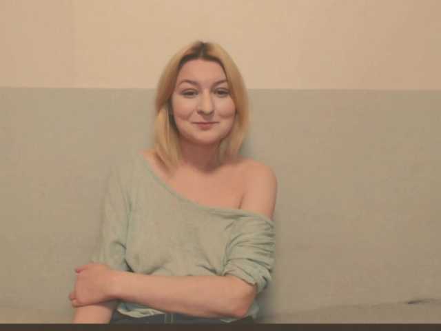 Bonniee's BongaCams show and profile