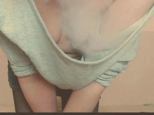 Bonniee's BongaCams show and profile