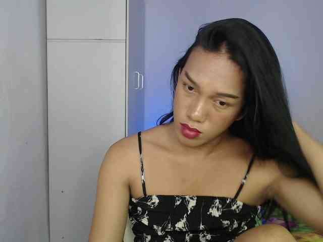Hungrycock23x Live Webcam on BongaCams