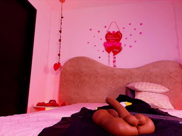 zoe-z's BongaCams show and profile