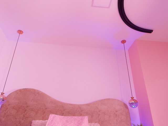 zoe-z's BongaCams show and profile