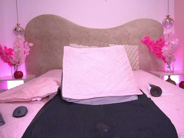 zoe-z's BongaCams show and profile