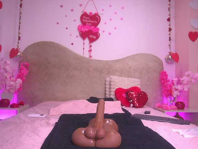 zoe-z's BongaCams show and profile