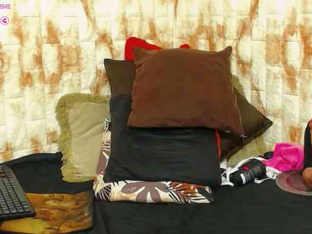 SHARONKISS30 SHARONKISS30