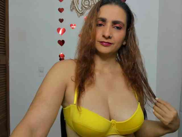 sweetsofia5 webcam