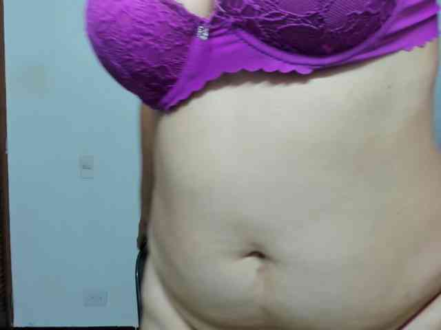 sweetsofia5 webcam