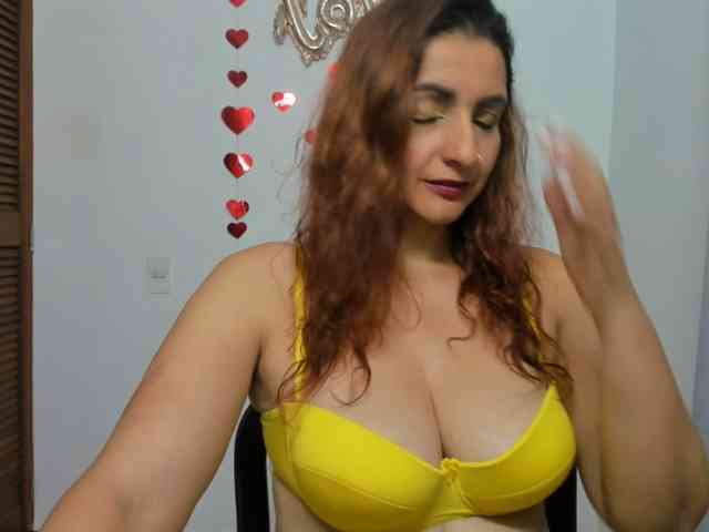 sweetsofia5 webcam