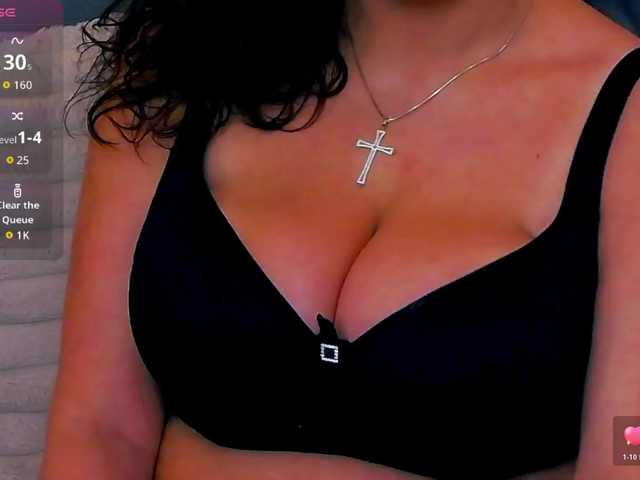 LorenneMays's BongaCams show and profile