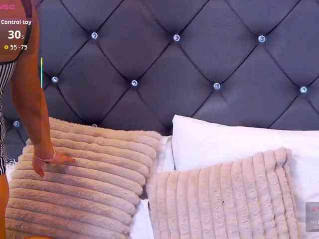 LorenneMays webcam