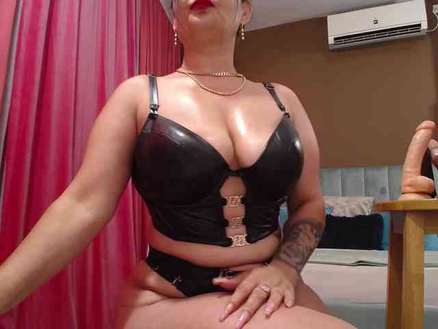 Rebecablackx webcam