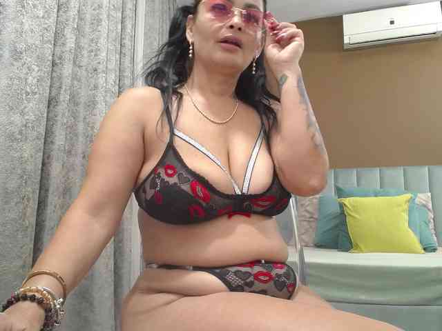 Rebecablackx webcam
