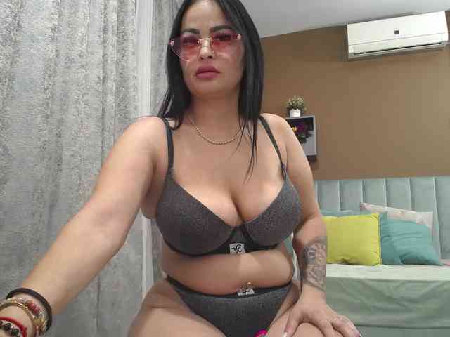 Rebecablackx Rebecablackx