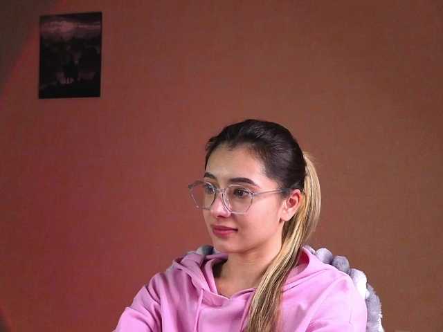 DarlaBelle's BongaCams show and profile