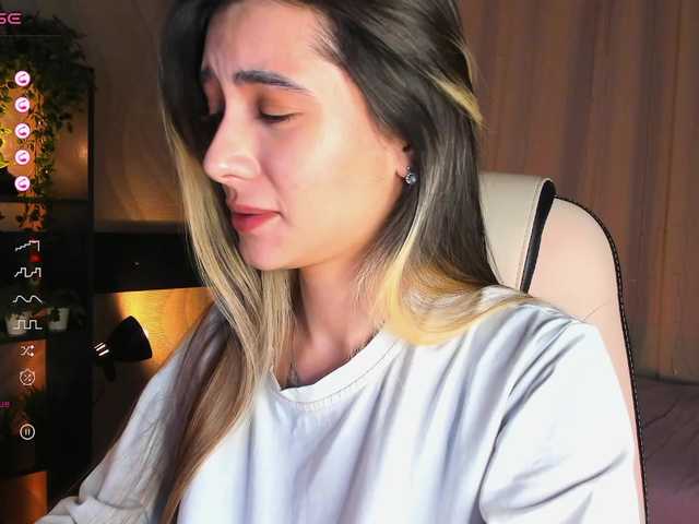 DarlaBelle's BongaCams show and profile