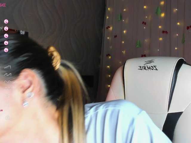 DarlaBelle's BongaCams show and profile