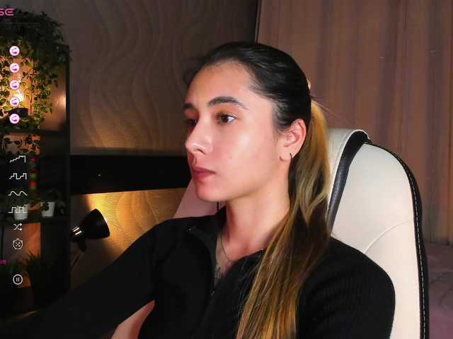 DarlaBelle Live Cam on BongaCams and RICams