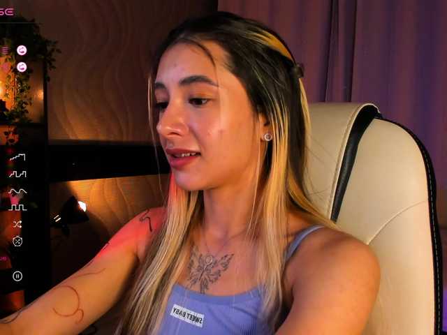 DarlaBelle webcam