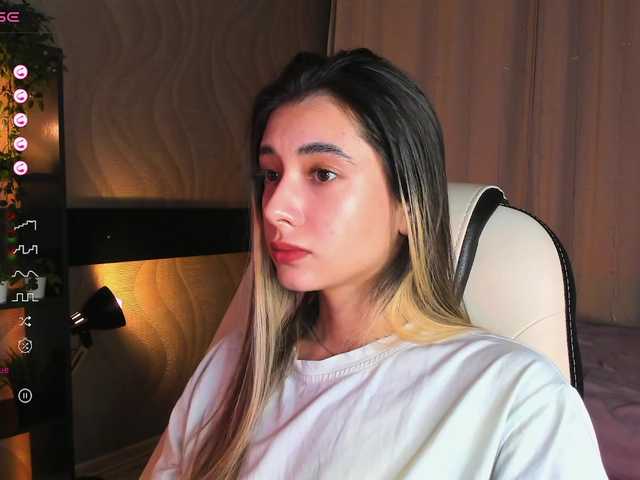 DarlaBelle's BongaCams show and profile