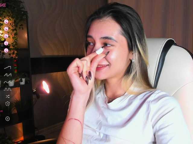 DarlaBelle's BongaCams show and profile