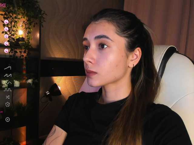  DarlaBelle chat room