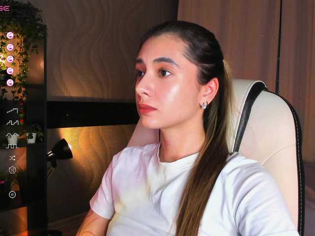 DarlaBelle's BongaCams show and profile