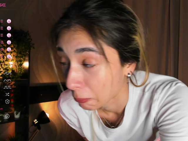  DarlaBelle chat room