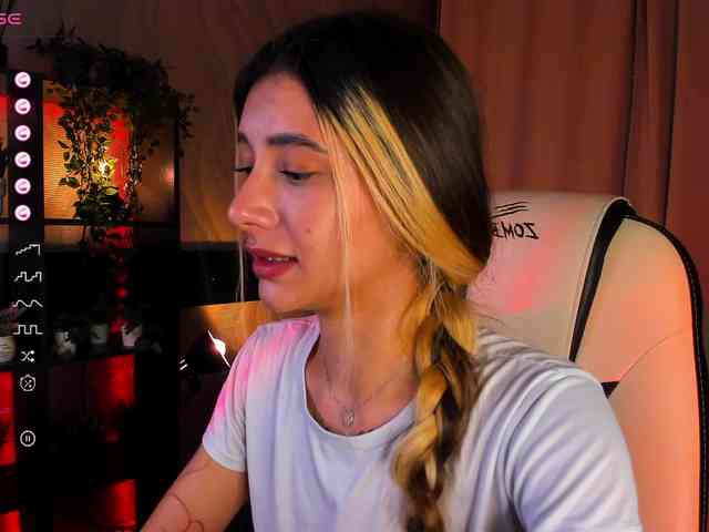 DarlaBelle webcam