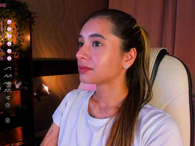 DarlaBelle webcam