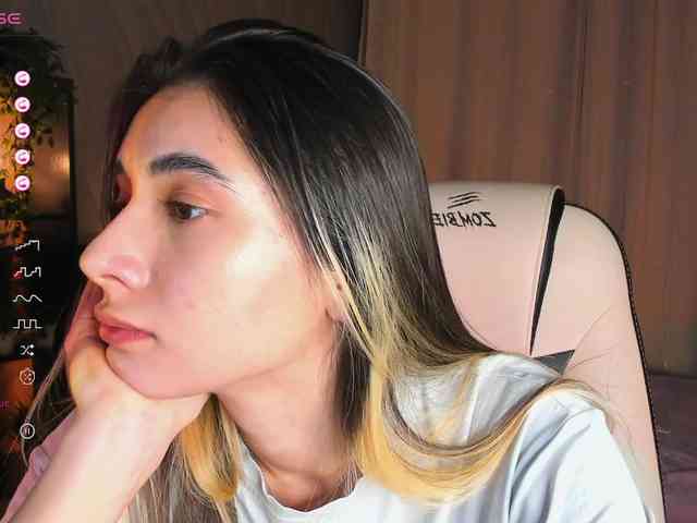 DarlaBelle Live Webcam on BongaCams