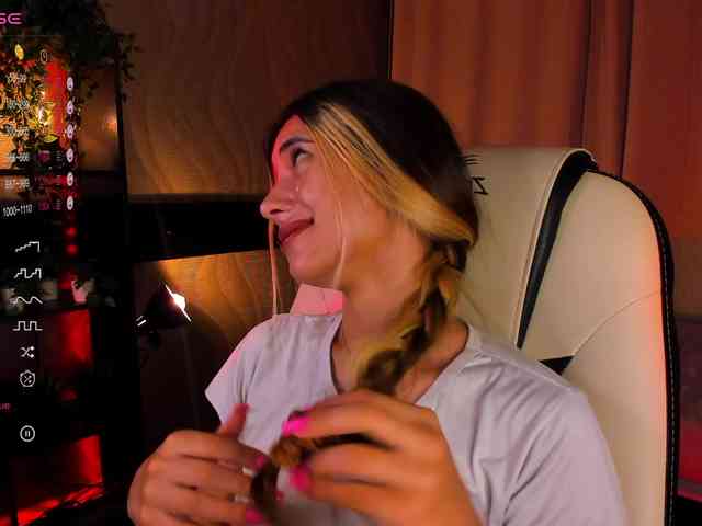 DarlaBelle webcam