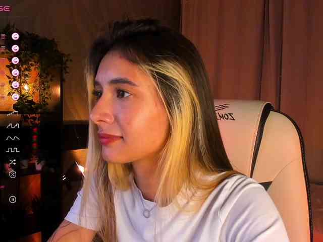 DarlaBelle webcam