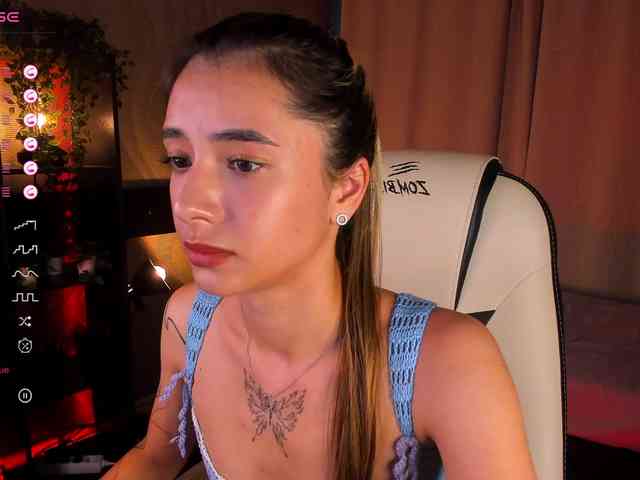 DarlaBelle webcam