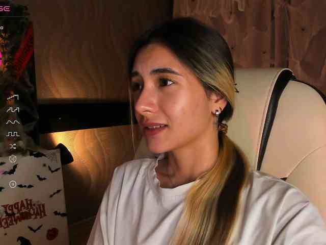 DarlaBelle webcam