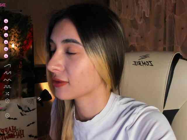DarlaBelle webcam