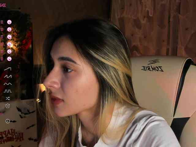 DarlaBelle webcam