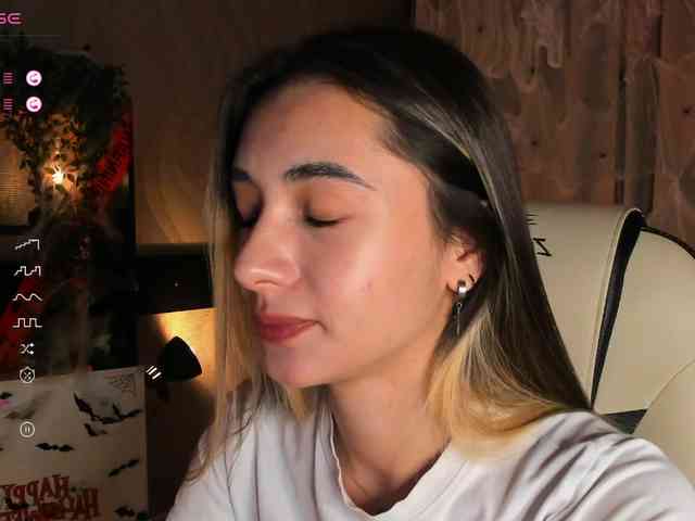 DarlaBelle webcam